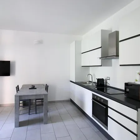 La Bussola - By Ligooria Apartment